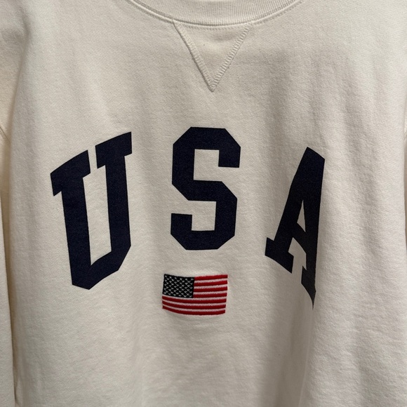 Brandy Melville White USA Sweatshirt with Flag Patch - Picture 2 of 4